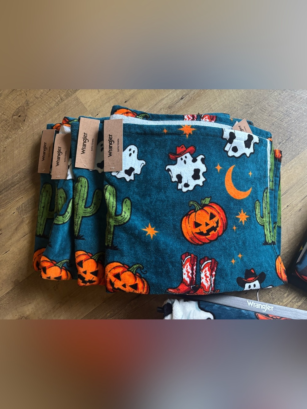 Nwt 4 Wrangler Halloween Western Bath Towels